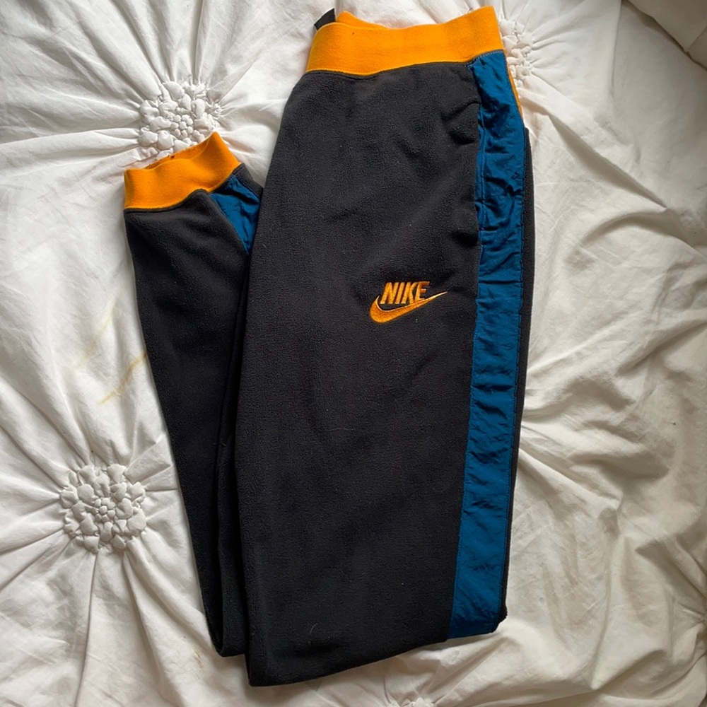 Nike woman’s joggers